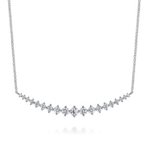 14K White Gold Graduating Diamonds Bar Necklace