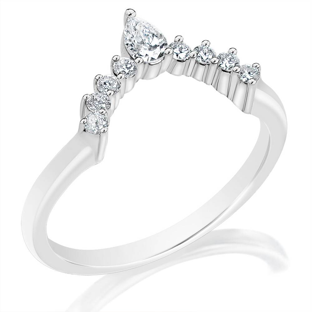Pear Diamond Point Curved Band