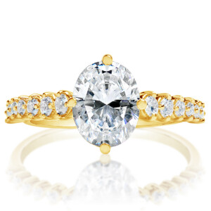 Oval Diamond Kite Set Band Engagement Ring
