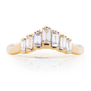 Baguette Diamond Step Curved Band