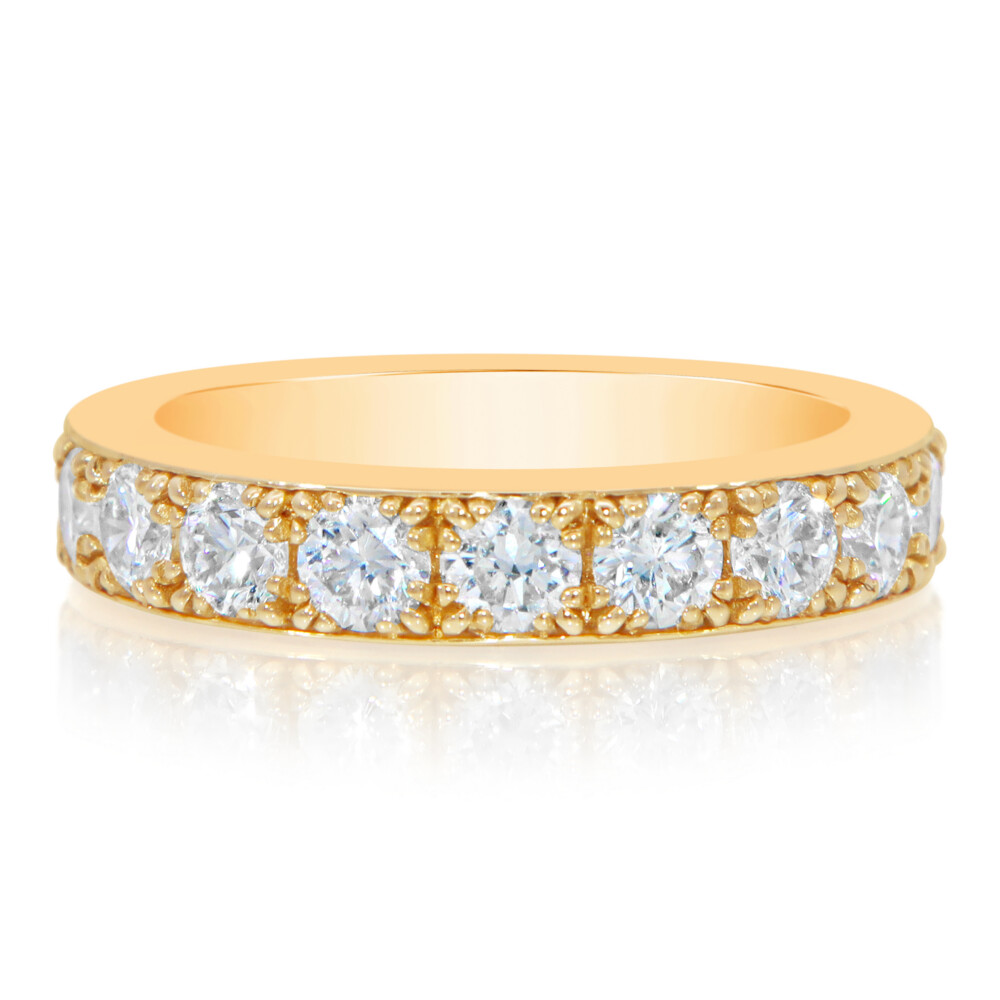 Larger Decorative Prong Halfway Band