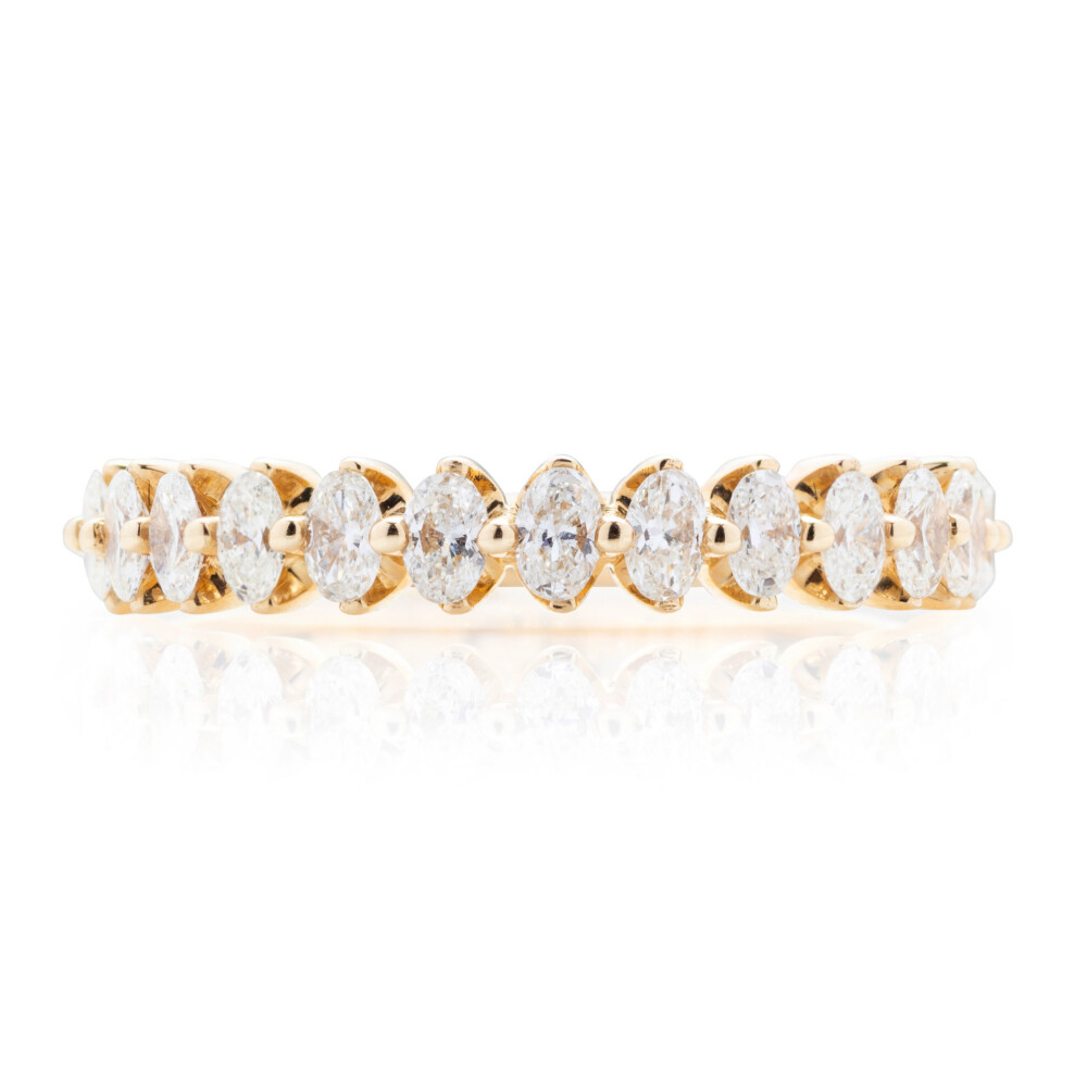 Oval North South Shared Prong Halfway Band