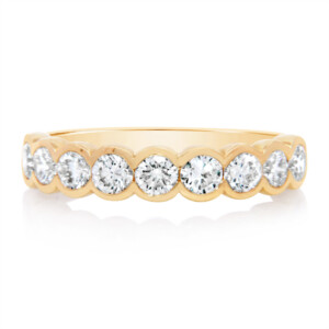 Round Diamond Half Bezel Halfway Band